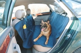 Cestovní deka pro psa s napáječkou do auta 145x150cm 