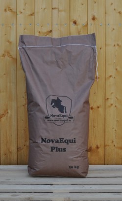 Dietetické krmivo pro koně NovaEqui Plus, 20kg